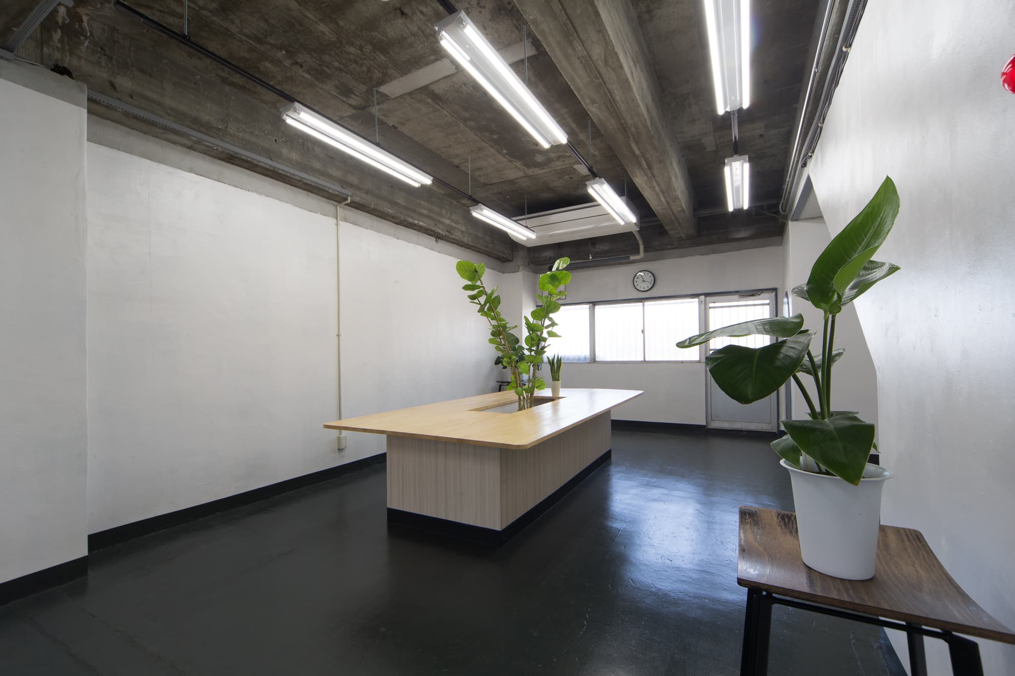 ミーティングテーブル